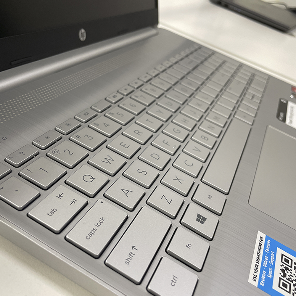 Notebook HP Ryzen 3 15-EF1300WM Outlet #1_0006_IMG_6355